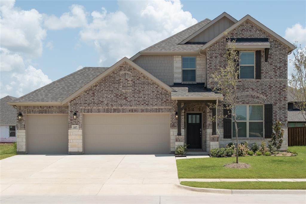 107 Memorial Drive - Photo 1