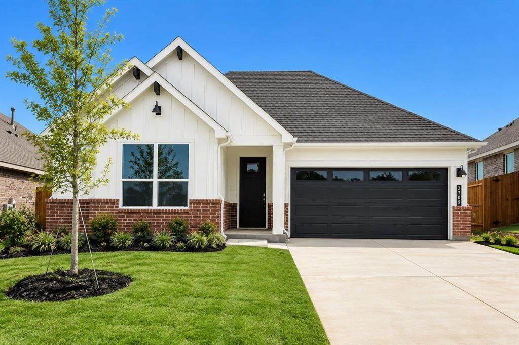 2709 Flycatcher Drive - Photo 1
