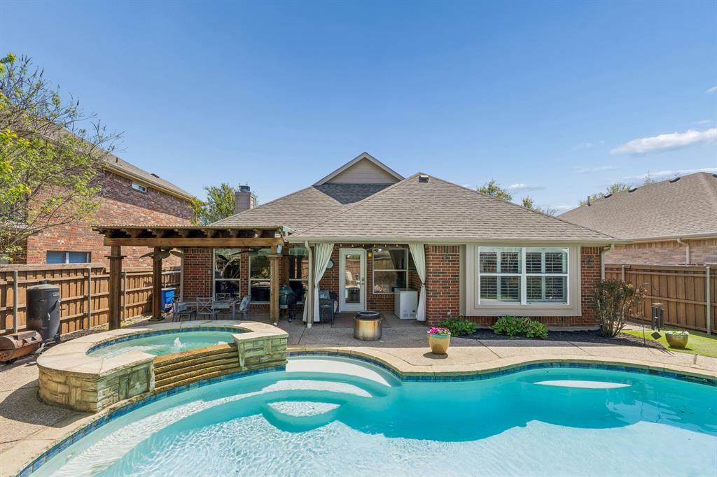 6415 Lakewood Drive - Photo 1