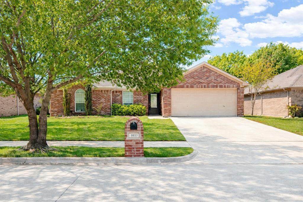 933 Sherry Lane - Photo 1
