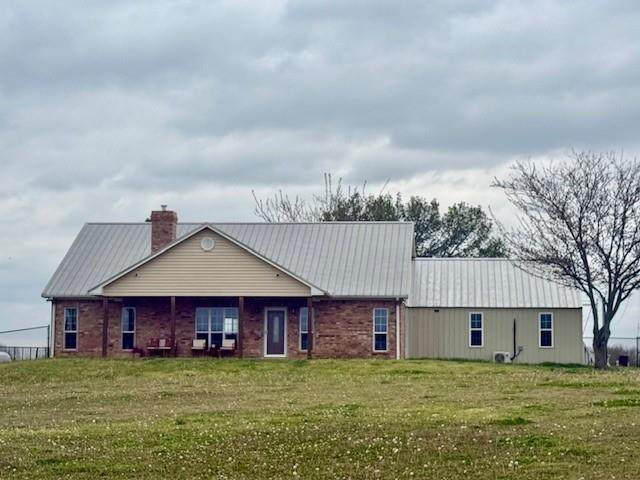 898 Farm Road 1700 - Photo 1