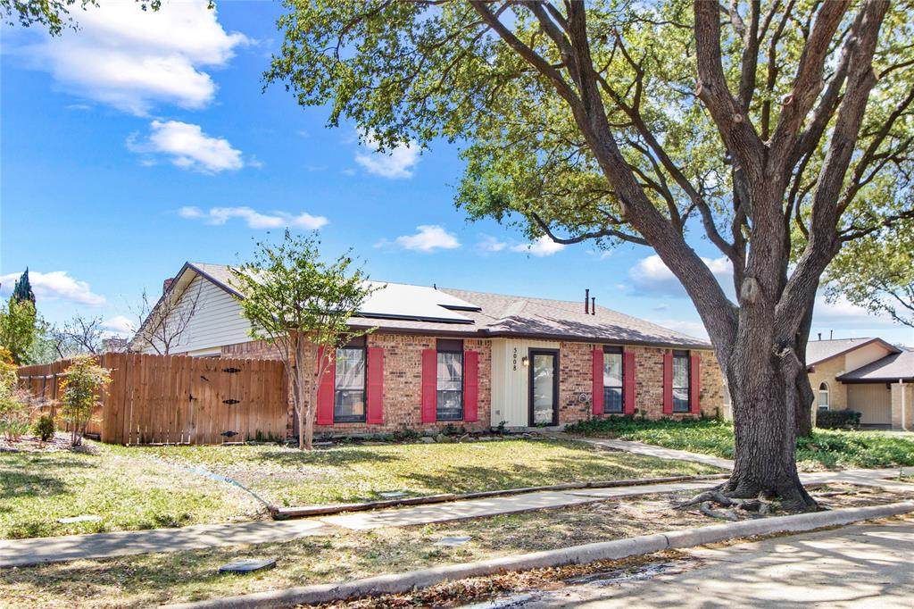 5008 Overton Circle - Photo 1