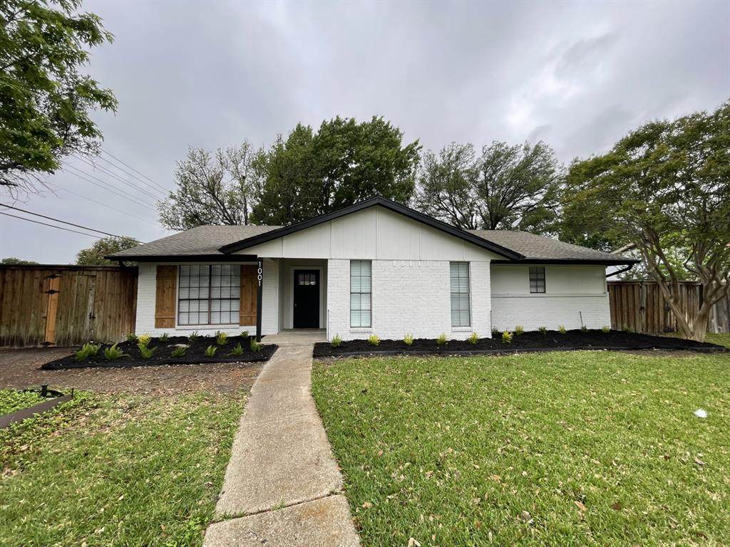 1001 Harness Lane - Photo 1