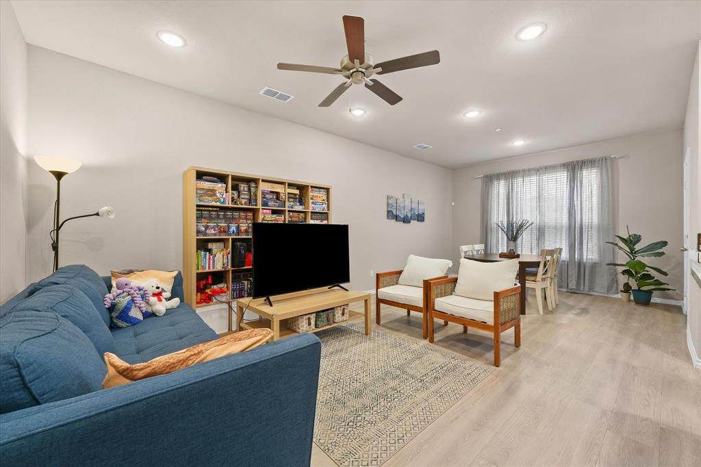 2756 Baneberry Lane - Photo 1