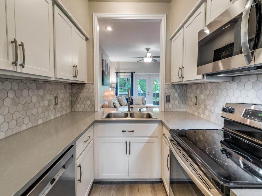 8550 Fair Oaks Crossing - Photo 1