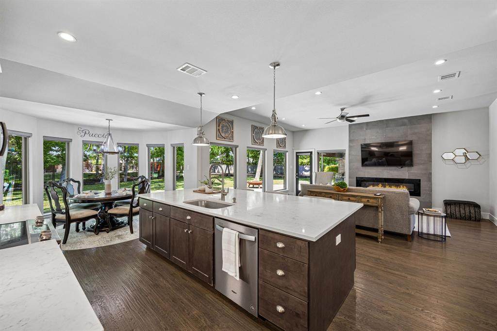 732 Creek Valley Court - Photo 1