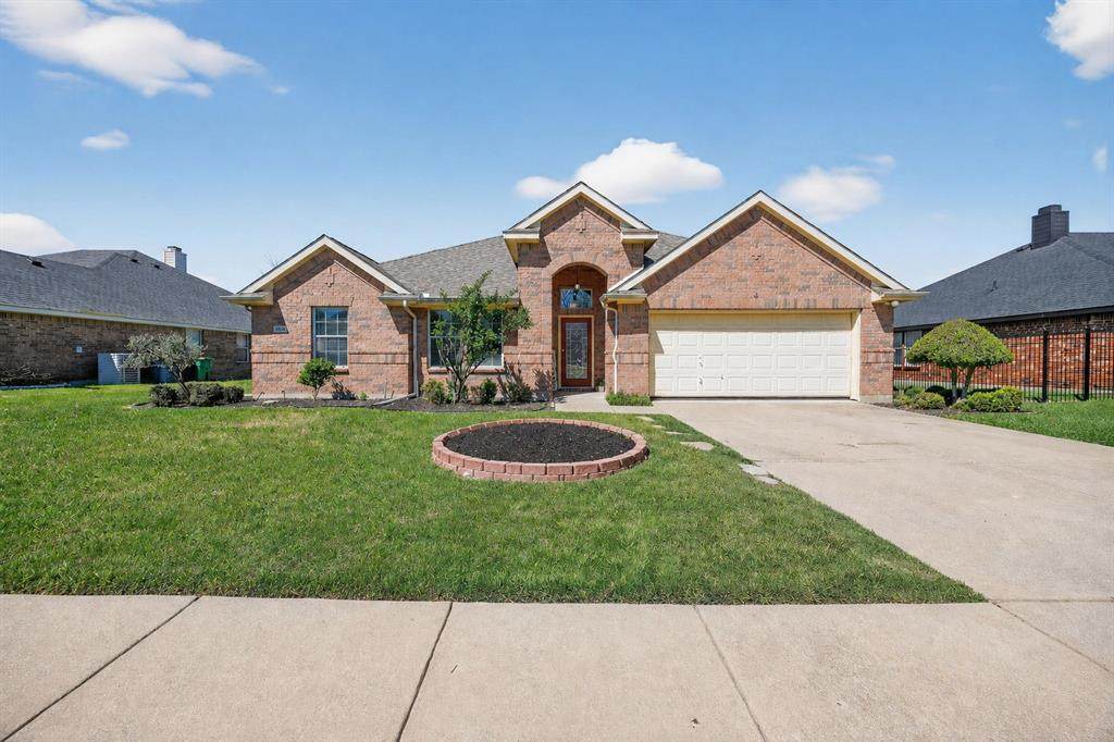 1006 Diane Street - Photo 1