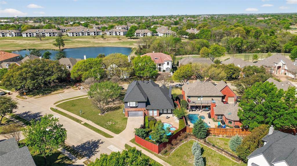 7100 Oakbrook Drive - Photo 1
