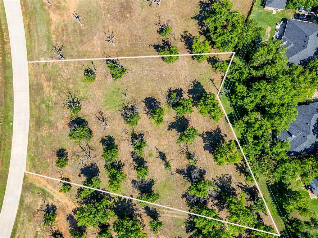8421 Landings Road - Photo 1