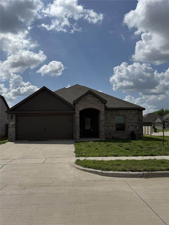 1009 Tumbleweed Trail - Photo 1