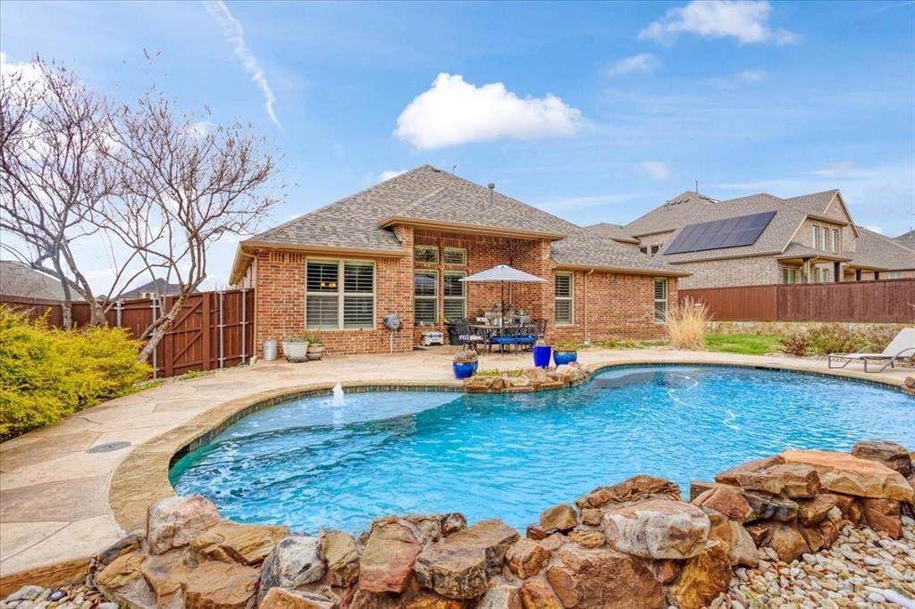 660 Lockton Lane - Photo 1