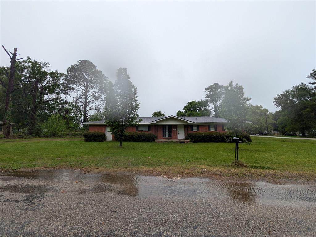 2009 County Road 4619 - Photo 1