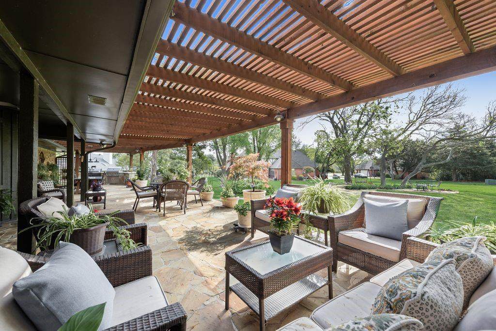 802 Riva Ridge - Photo 1