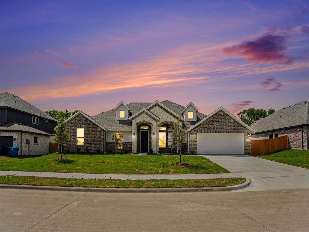 706 Alaina Drive - Photo 1