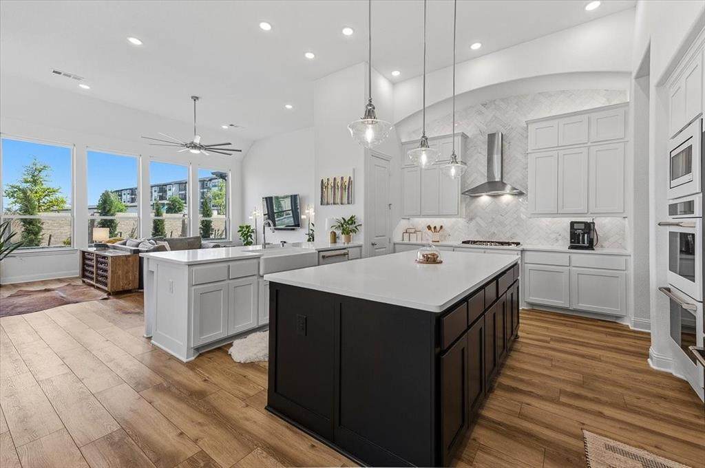 7433 Woodwheel Drive - Photo 1