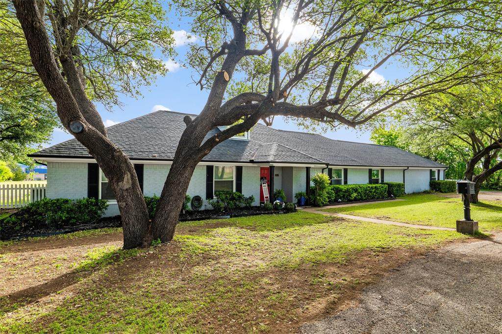 1017 Nolan River Road - Photo 1