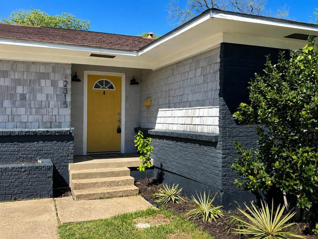 2315 Inadale Avenue - Photo 1