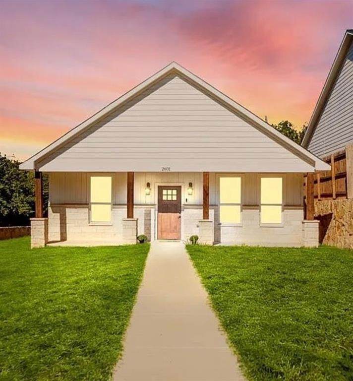 2601 Hutchinson Street - Photo 1