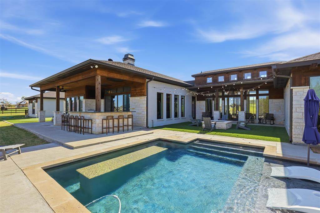 9104 Sirius Lane - Photo 1
