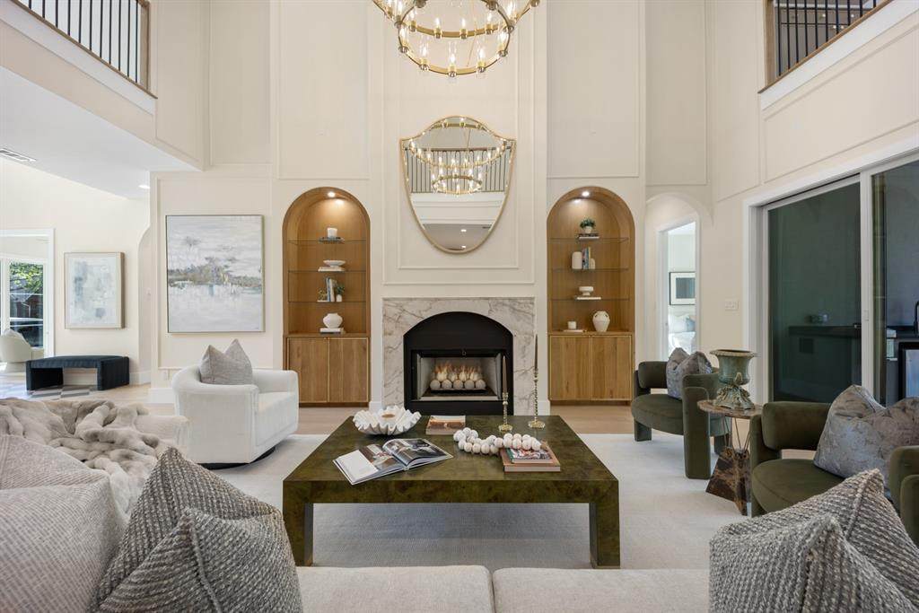 6055 Ellsworth Avenue - Photo 1
