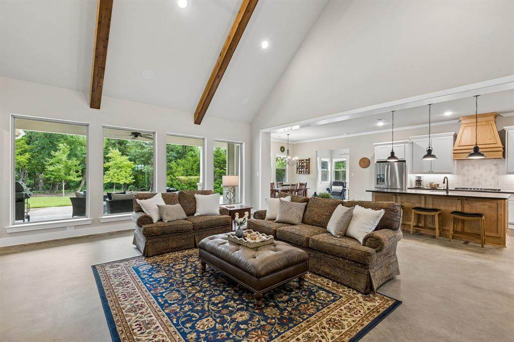 110 Coolidge Court - Photo 1
