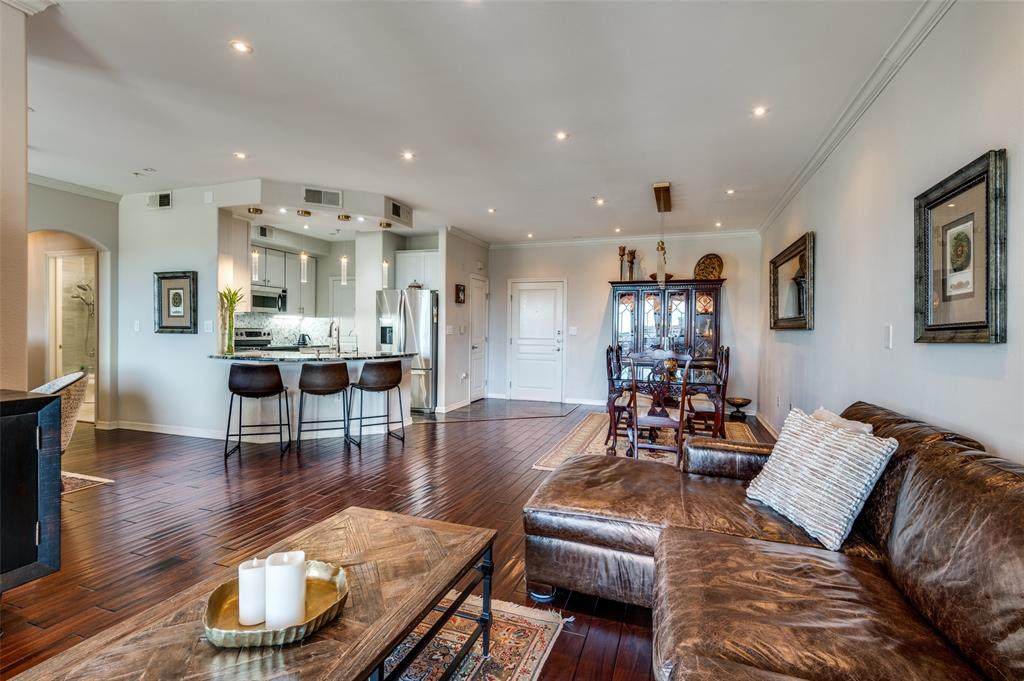 330 Las Colinas Boulevard - Photo 1