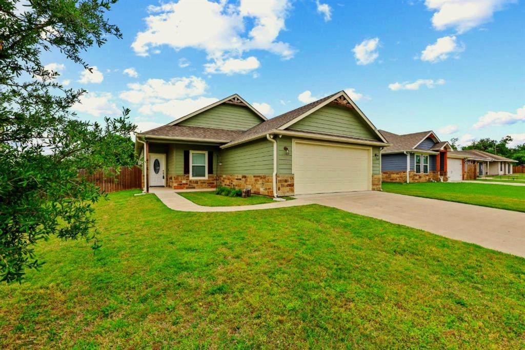 1512 Kennedy Street - Photo 1