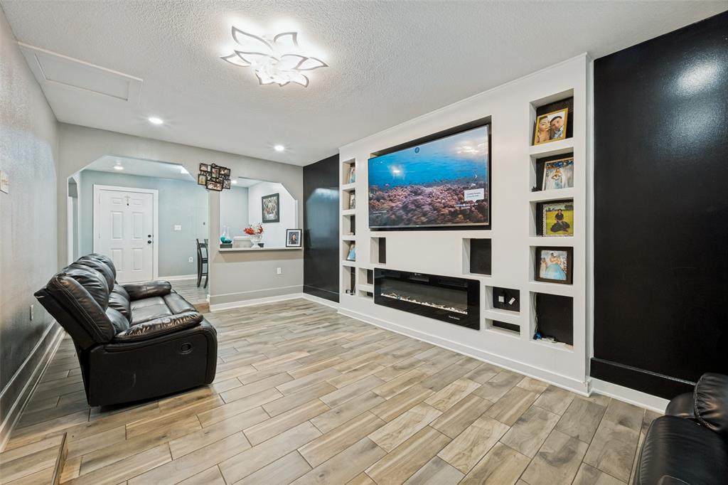 4332 Quails Lane - Photo 1