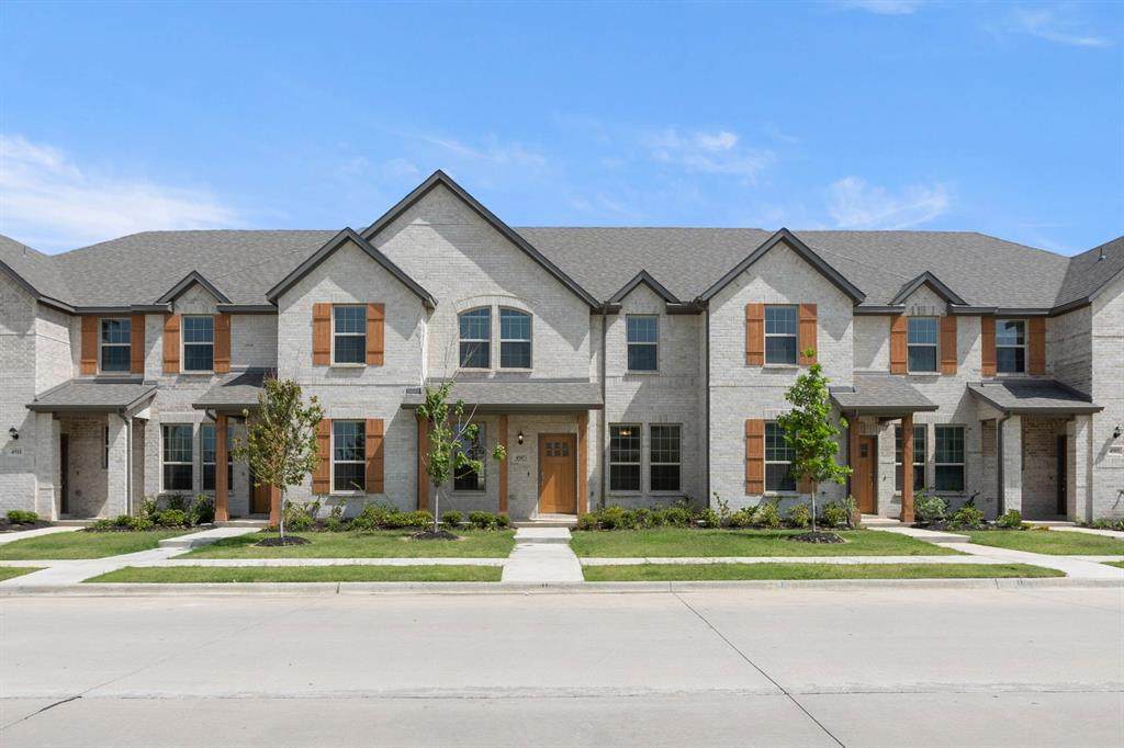 4507 Avion Drive - Photo 1