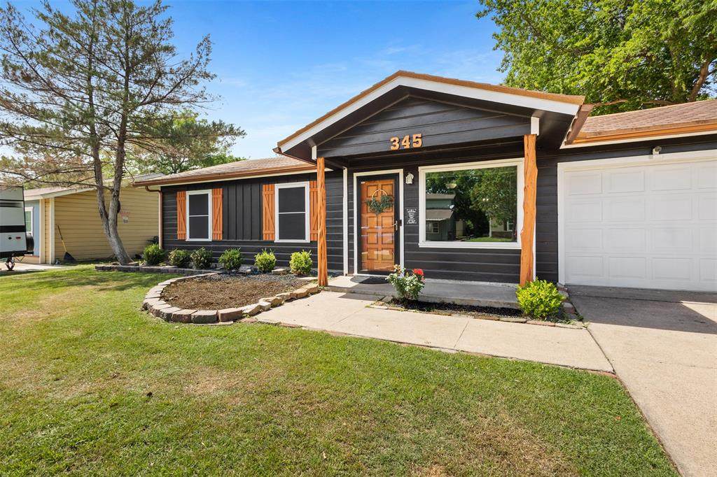 345 Lorna Street - Photo 1