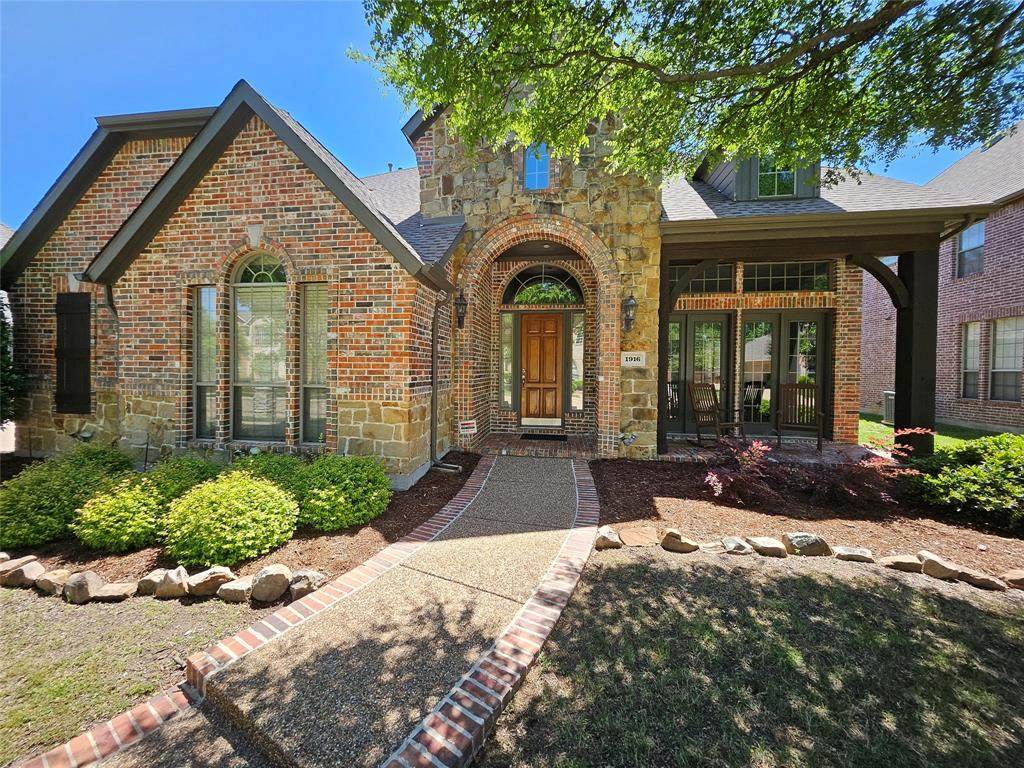1916 Baltimore Drive - Photo 1