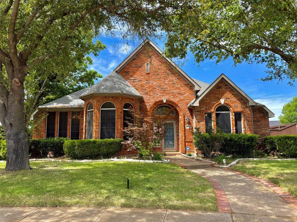 5425 Wood Creek Lane - Photo 1