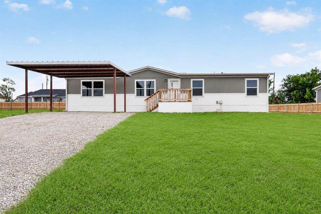 215 Overland Trail - Photo 1