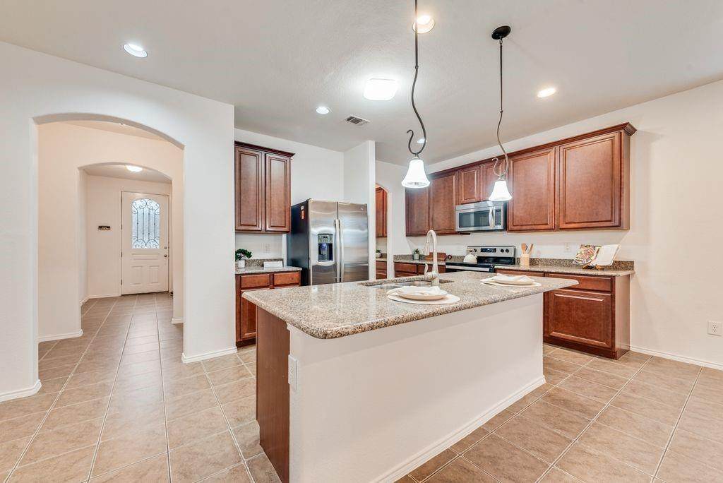 2128 Valley Forge Trail - Photo 1
