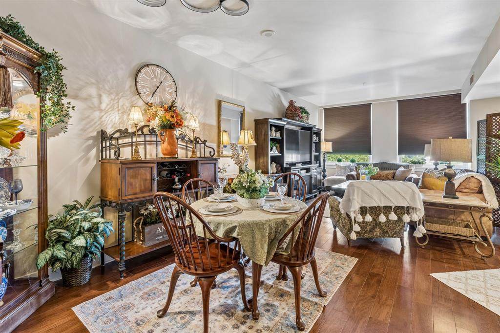 411 7th Street - Photo 1