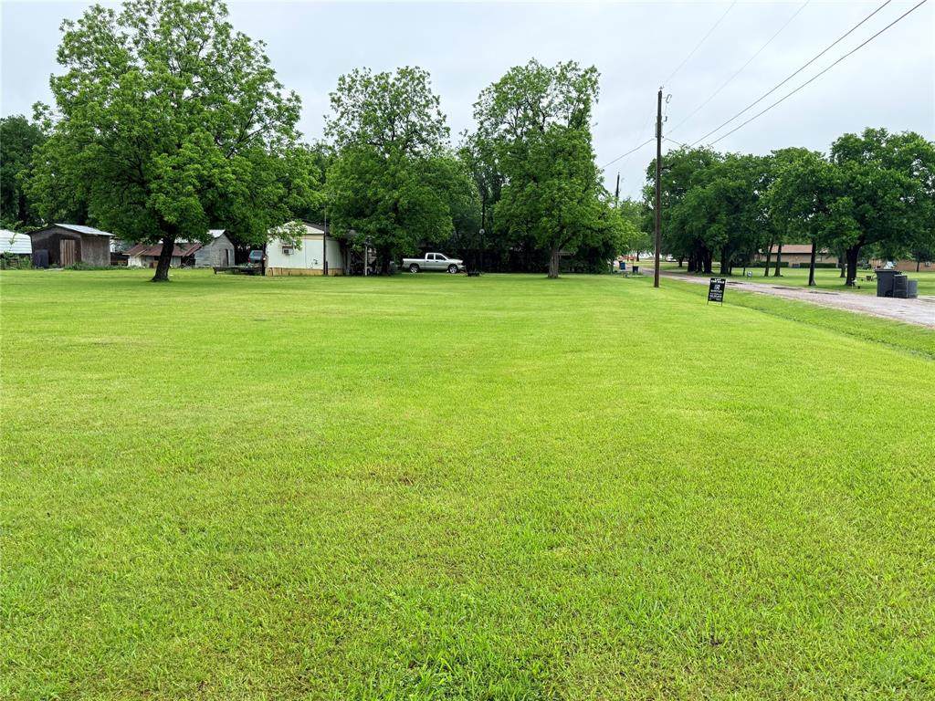 208 Porch Street - Photo 1