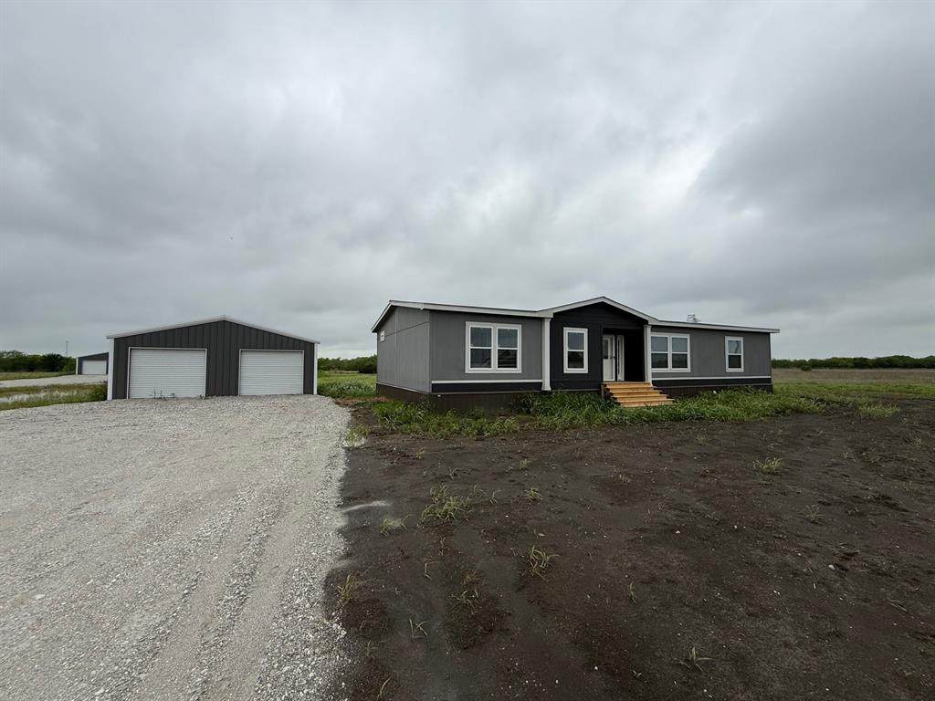 5945 County Road 1017 - Photo 1
