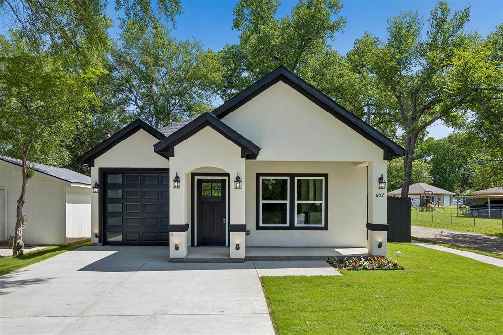 602 Newton Street - Photo 1