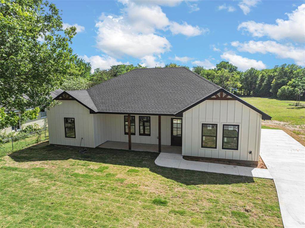 3320 27th Street - Photo 1