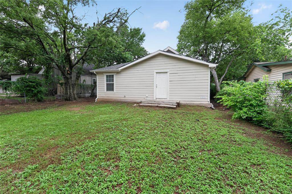 2805 Walker Street - Photo 1