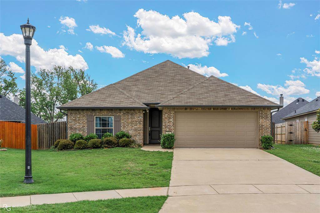 314 Ouachita Lane - Photo 1