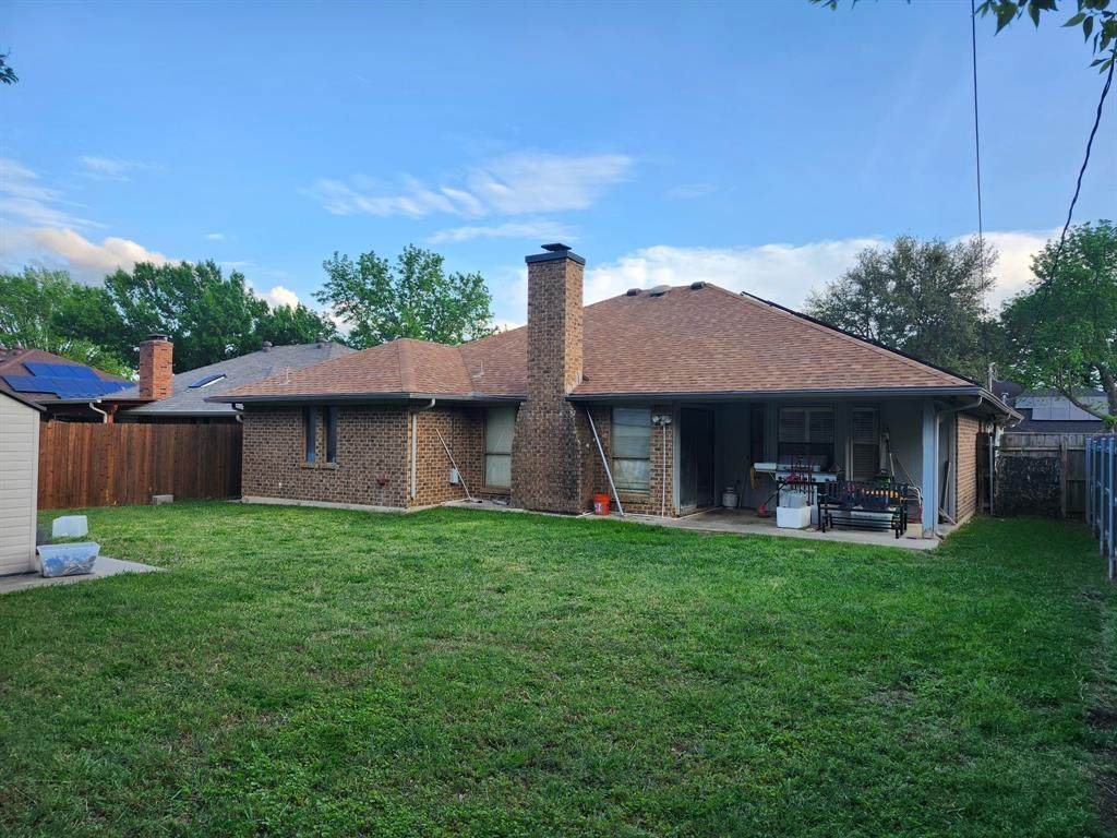 609 Betsy Ross Drive - Photo 1