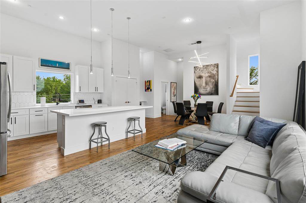 2611 Hondo Avenue - Photo 1