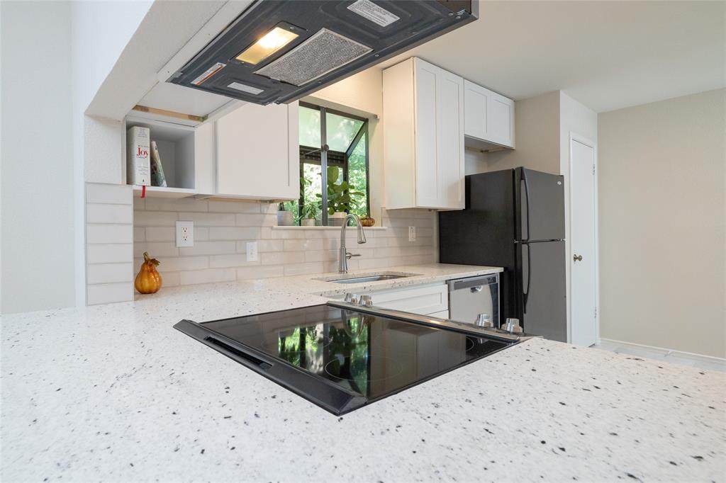 1808 Maplewood Trail - Photo 1