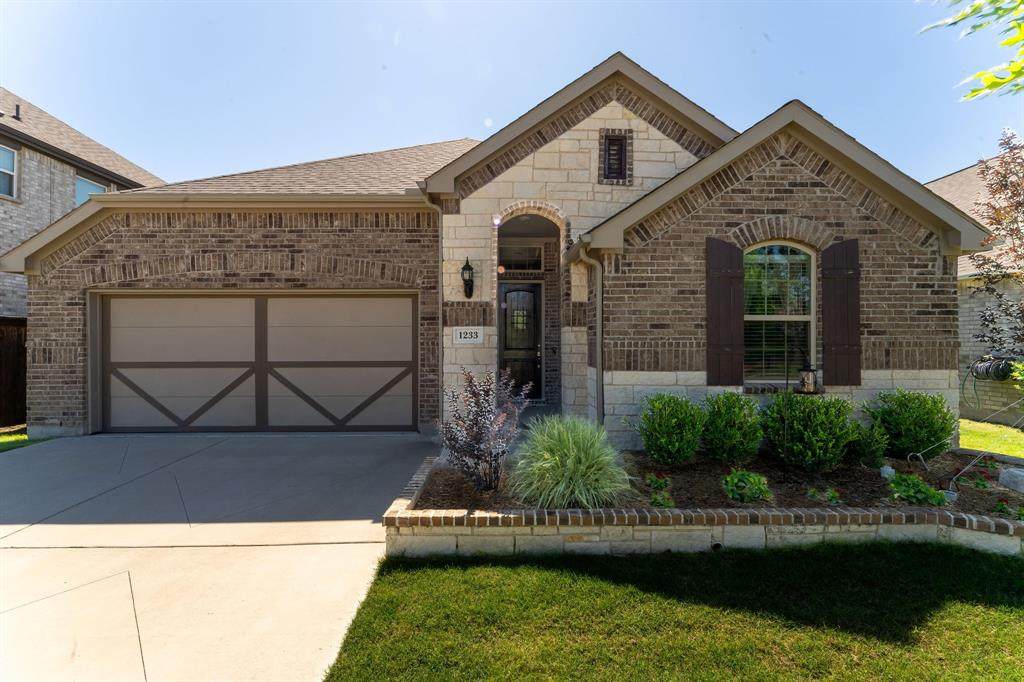 1233 Agape Drive - Photo 1