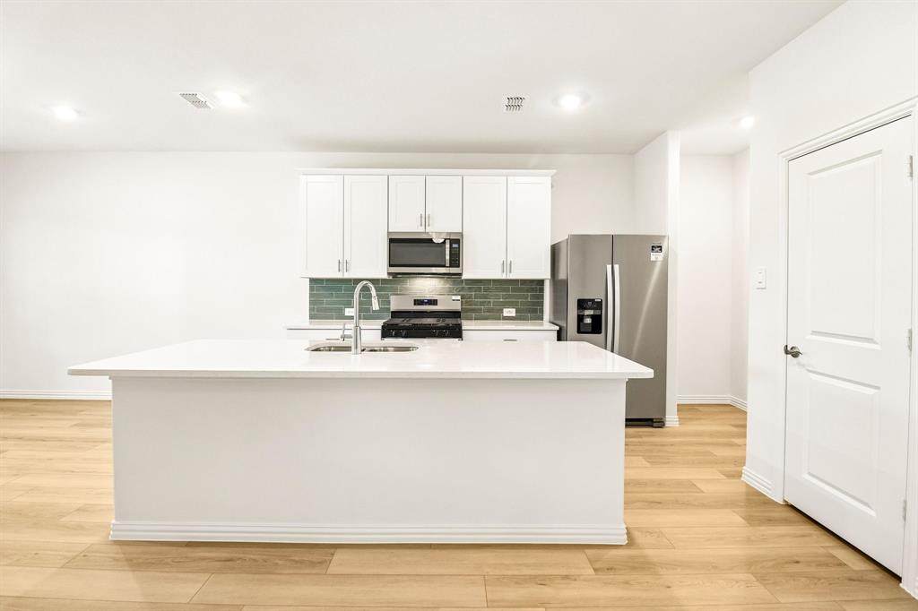 3033 Texoma Boulevard - Photo 1