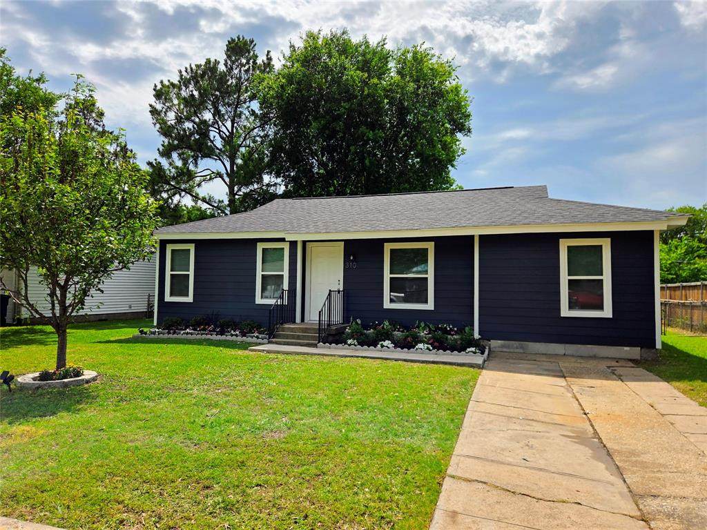 310 2nd Street - Photo 1