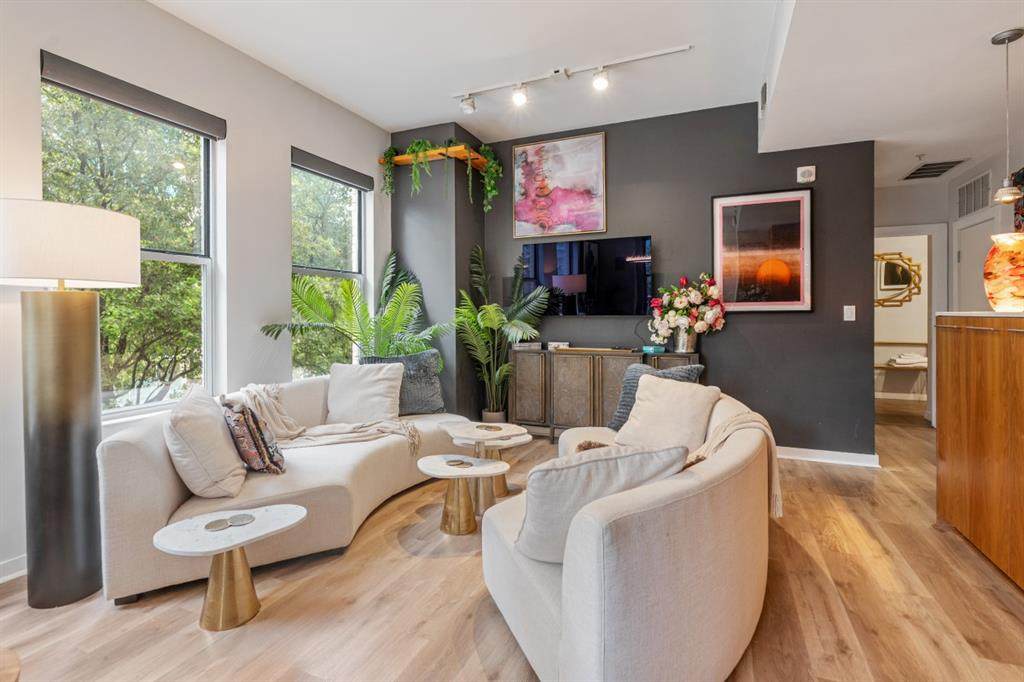 2323 Houston Street - Photo 1