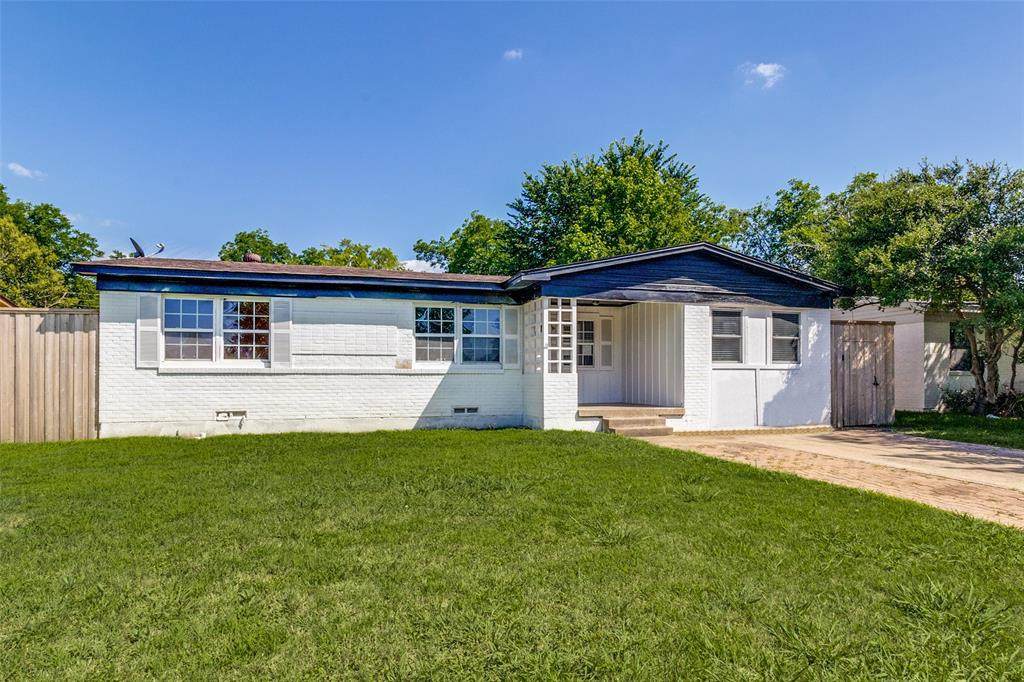 10932 Dunaway Drive - Photo 1