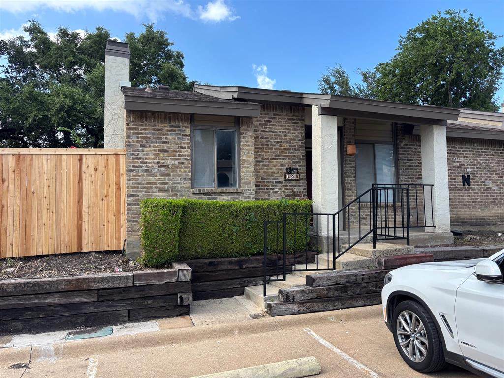 821 Dublin Drive - Photo 1